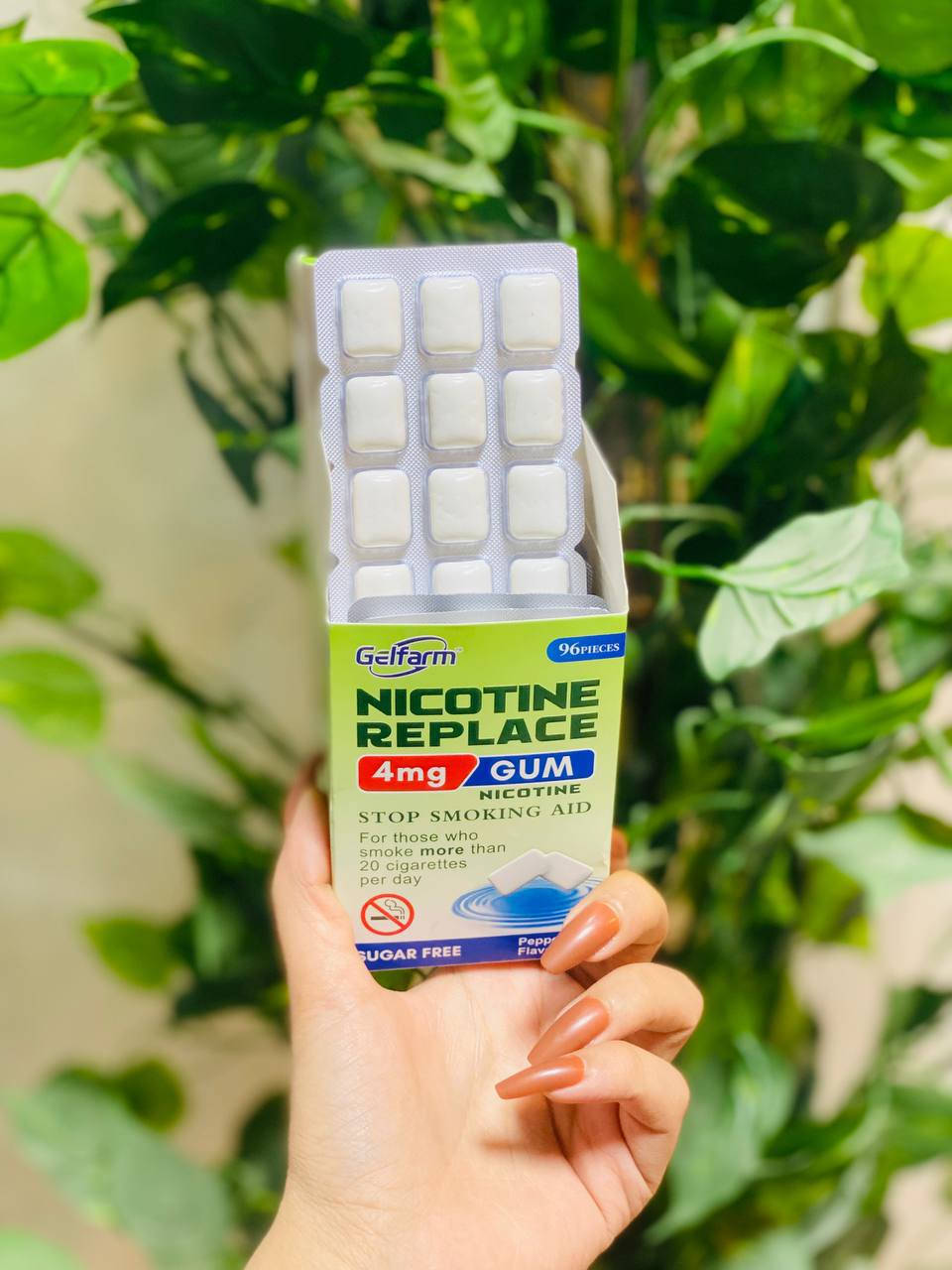 ة مانع التدخين البريطانية 🇬🇧 Galpharm Nicotine Replace 4mg، . 

الباكيت يحتوي على 96 قطعة علكة والشريط يحتوي على 12 علكة ✔️🌿
يستخدم للأشخاص الذين يدخنون أكثر من 20 سيجارة يوميًا. 
يساعد على تقليل الرغبة الشديدة في النيكوتين وأعراض الانسحاب. 
بنكهة النعناع وخالٍ من السكر.
المنشأ بريطانيا الأصلية 🇬🇧✔️


**إذا كنت صاحب هذا الإعلان وتريد حذفه لأي سبب، رجاءا أرسل رسالة إلى الدعم الفني**