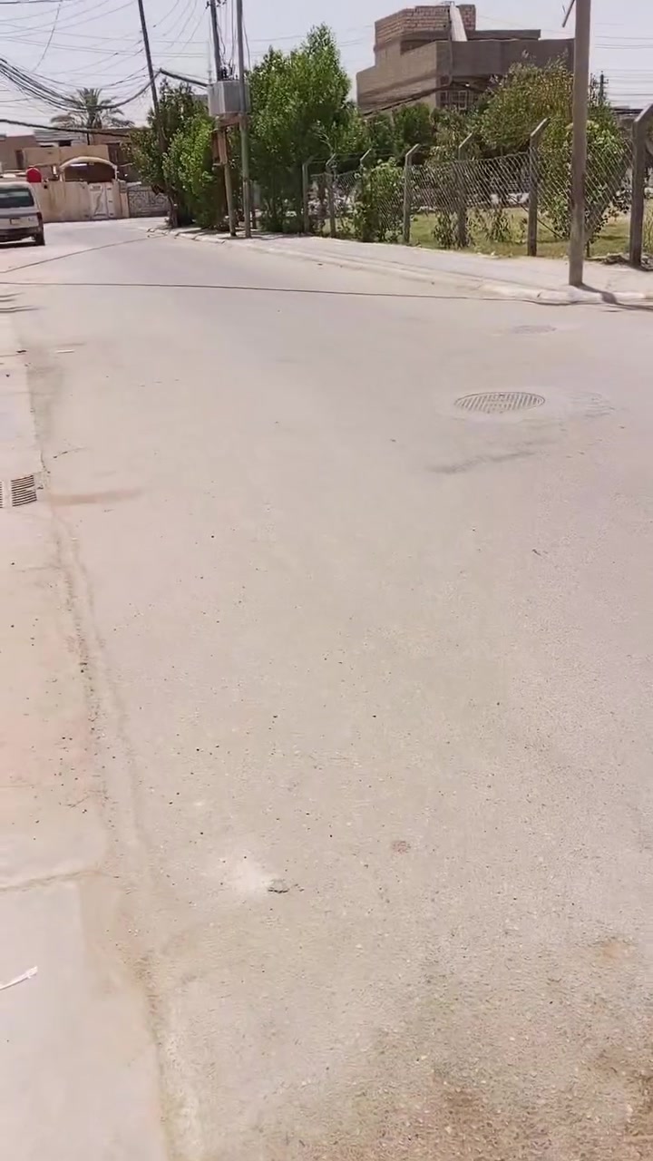 السلام عليكم مشتمل الاجار.يحتوي عرفه وصاله وصحيات.بيت قريب الحديقه..حي العامل .خلف مول البغدادي.كربلاء.انتصل على الرقم ***********.ارجوا اتصال مامتواجد على فيس

