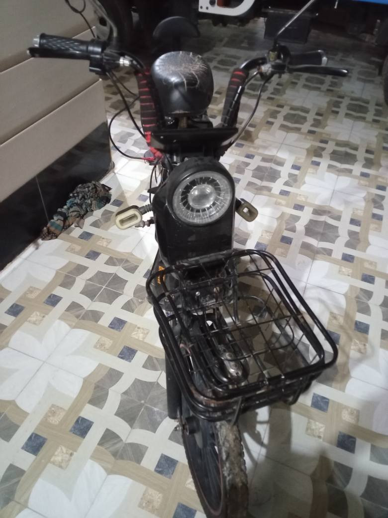 دراجه شحن للبيع موديل 24 بطاريات جديده قبل شهر شادهن بيع مستعجل مكاني ديالى بعقوبه لاتصال ***********السعر 200قفل
