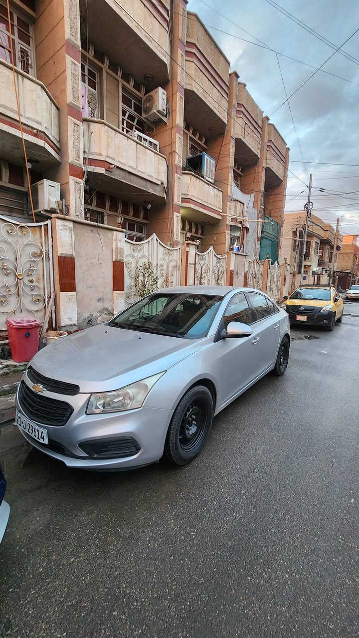 كروز ٢٠١٧ الشكل القديم
٨٩ ورقة وبيها مجال

خاص موجود

***********
