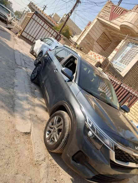السلام عليكم كيا سيليتوز وارد امريكي فول مواصفات ماعدى الفتحه مكينه ٢٠٠٠ قطعتين تبريد شاشه وكامره وتحكم استيرن وبصمه واشاير بل مري وتبريد شاشه ورادارات و٣ انضمه قياده وشاشه اعطال واريل نفكيشن سياره كلش حلوه وعلى ايدنا مستورديها مرقم بغداد جديد حادثهة جاملغ الصدر راجع بارد ولبنيد ربعه مصبوغ كير مكينه شواصي لغود كفاله مكان السياره بغداد بغداد الجديدة السعر ب ١٦٥ وبيهة مجال للاستفسار على الرقم ***********
