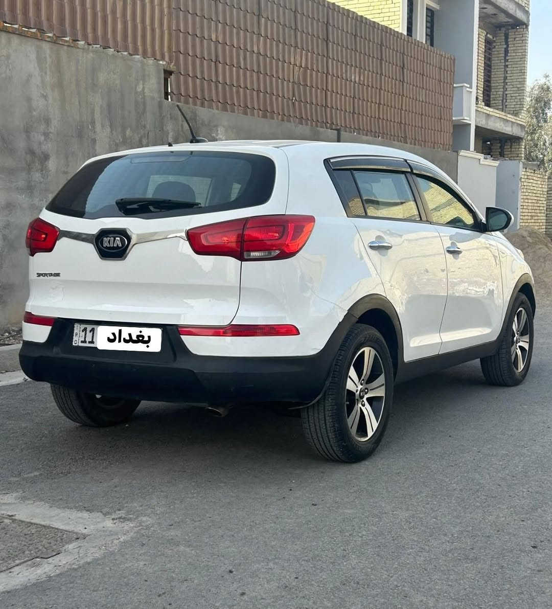 السلام عليكم كياسبورتج 2014 رقم بغداد الدولي الجديد وارد أمريكي بدون حادث فقط خشم جاملغ صبغ بلعراق بدون دواخل بدون تبديل ليبل واحد سياره السياره مال بيت استخدام شخصي يعني بحاله جيده محرك وكير مكفولات صدر امامي خلفي جديد شاده منظومه تبريد جديده تتدفه شغال تخم تاير جديد كهربائيات شغاله مابيهه اي نقص السعر اخوان 131 مجال بسيط جدا وماكو بهيج سعر
محرك 2400
قطعتين تبريد
شاشه كار بلي
تحكم ستيرن جهتين
انظمه قياده عدد ٣
تحديد مسار + مانع نزلاق
حاكيه بلوتو
منظومه زنون شادهه
مابيهه اي نقص
اخوان مكان سياره بغداد للستفسار رقم صاحب سياره
***********
