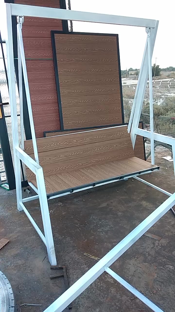 محل حدادة الأصدقاء لعمل أبواب وشبابيك ومحجرات وسقائف جميع انواع الحدادة اسعار مناسبه للإستفسار الاتصال على الرقم *********** او ***********
