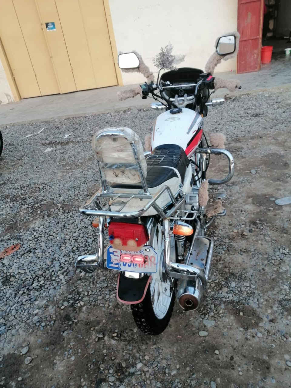 السلام عليكم ماطور جني كله موديل 23 محرك ما مفتوح السعر 625 مكلف بلنشر الستفسار
 علرقم ***********
