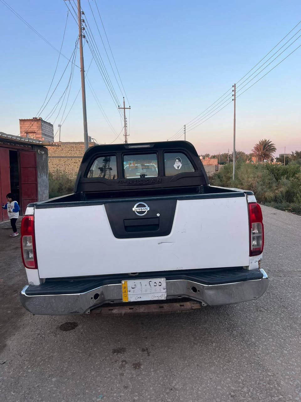 سلام عليكم من رخصت ادمن
نيفاره 2009 محور 3000فيفيتي بيه جفيه 
كلشي بيه شغال ماناقصه شي 
سعر 80وبيه مجال
***********
