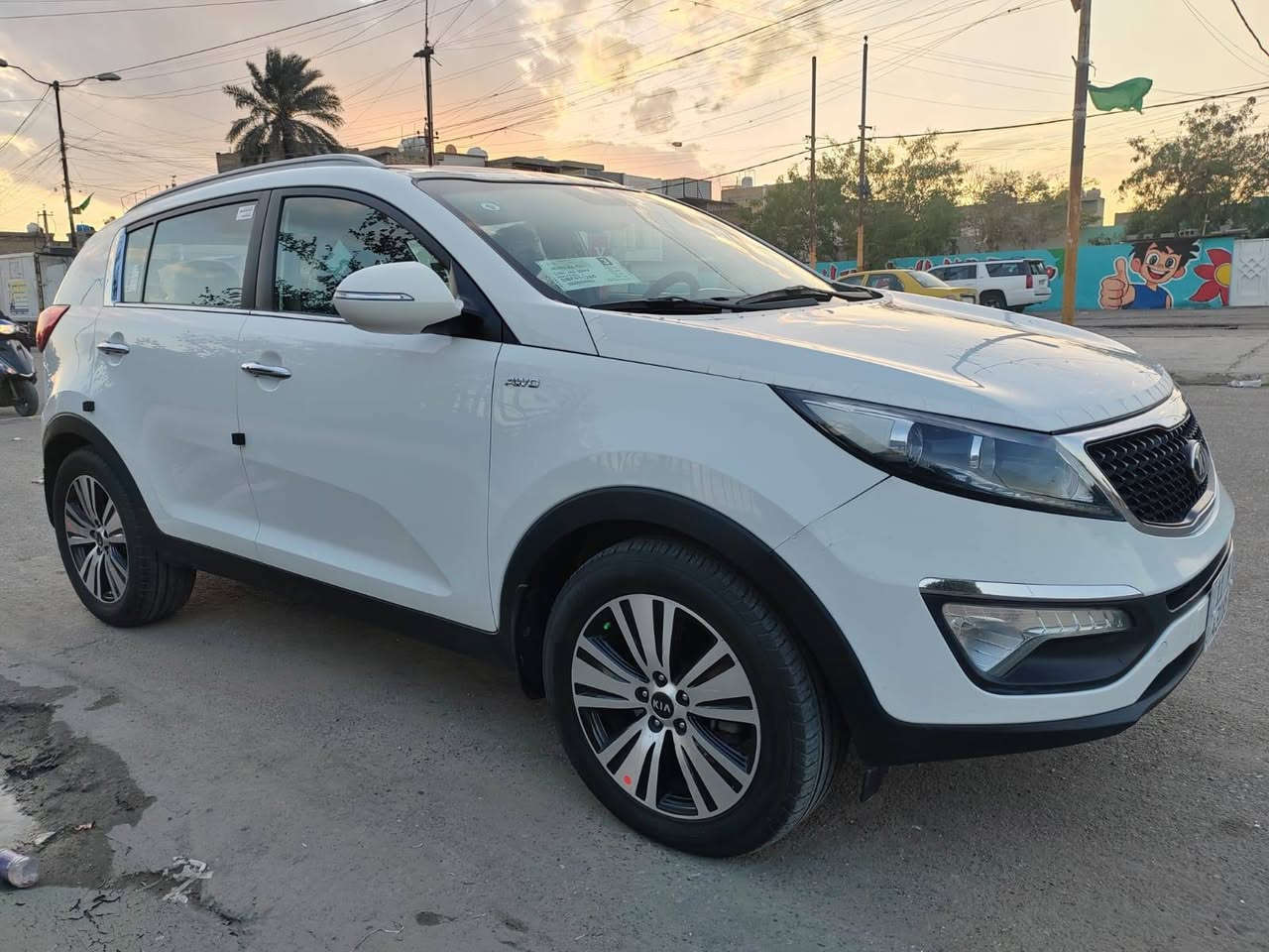 سبورتج خليجي  2014  الدولية 1/ 1 فول مواصفات 
السياره مكفوله من الصبغ والضربه والتبديل محرك 2400 وگير جدد مكفولات تبريد ثلج تخم تاير جديد حداديه جديده  كله السيارة ع وضع الشركه برغي ممفتوح. بيه مواصفاتها. محرك 2400فور ويل 4x4 
بصمة تشغيل وبيبان بنوراما كشنات جلد  كشنات كهرباء كشنات حار بارد اريل انفكيشن 
فول تحكم ستيرن جهتين  بردة صندوق خلفية كامره حساس خلفي ويل 18لايت لد بكلايت لد 
5 ويل كب مري شفط١٢ ايرباك  اشاير بالمري   
مخارج واكس يواس بي نضام ايكو نظام اي بي اس

رقم السياره بغداد الدولي الجديد باسمي 
 مكان السياره بغداد
السعر 160
للتواصل ***********
