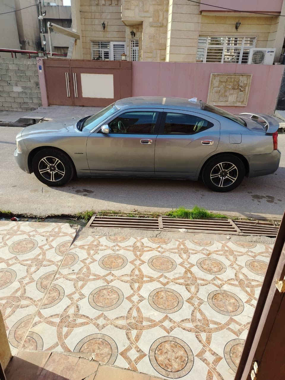 دوج جارجر
2007
محرك 2700
كلين مبيها صبغ 
كيرو ومحرك شرط 
تبريد ثلج
سياره مال بيت مناقصها برغي 
سياره بسمي شرط الوكاله والتحويل 
 السعر 105 وبيها مجال بسيط 
***********
***********
