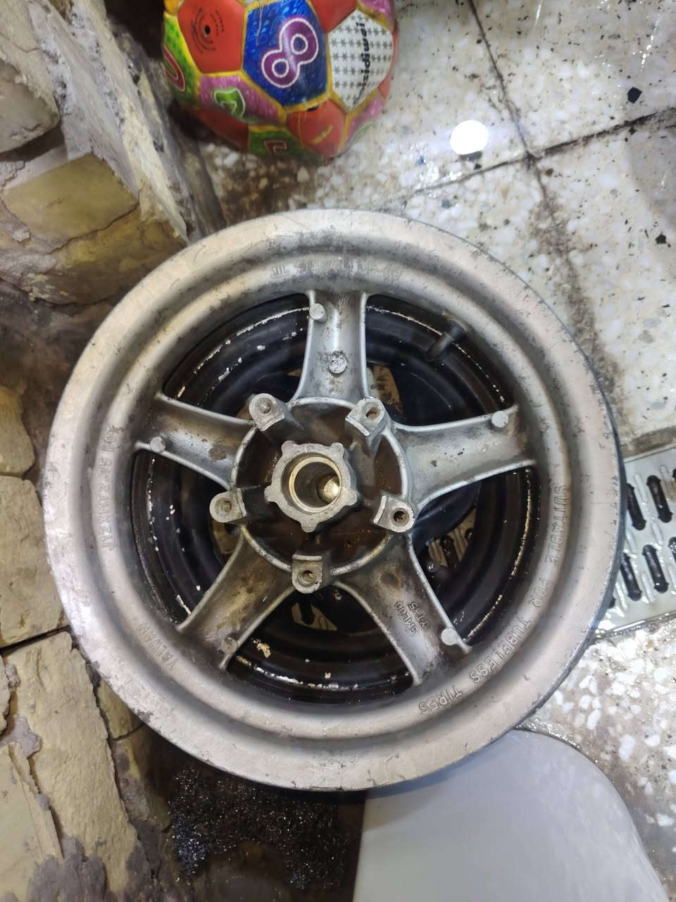 السلام عليكم مرة خصت الأدمن هاذة ويل سكنس امامي رصاصي ما بي أي عواج قيم و أخذ


**إذا كنت صاحب هذا الإعلان وتريد حذفه لأي سبب، رجاءا أرسل رسالة إلى الدعم الفني**