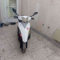 دراجة  ماكس سرعه 140 ياباني مكينه بلاديه ما مفتوحة ابد ناعمه شلعه قويه...