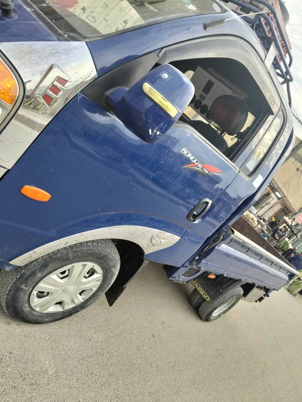 كية حمل للبيع موديل 2007سيارة حلوة او خير من الله بس مكينة بية خيط بخار حدادية كير حدادية خير من الله 
تخم تاير باتري جديد بسمي شرط التحويل السعر 85اوبية مجال حك الجية مكاني مدينة حي طارق رقمي 
***********
