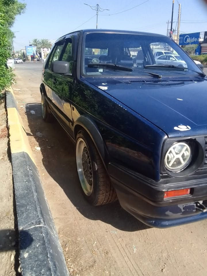 السلام عليكم
كولف مديل 1991 كير عادي محرك 1600 عليه ويل BBS اصلي وعليها ماصدات عدسه شاديله شاشه اندرويد كشنات نضيفات سياره نضام اوربي شوته رياضي دعاميتها نفخ رياضي  صدر سياره مضبط على اخر حبايه تايراته نضاف رقم جديد سياره بأسمي تحويل ثاني يوم سعره 37 قفله لان والله صارت عليه ازيد لان تبديل رقم حديث مكاني ديالى واتواجد بغداد للتواصل ماسنجر او واتساب ***********
