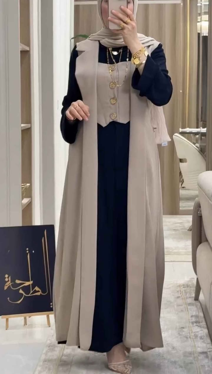 طقم الفخامه والأناقة 😍
طقم متكون من (كيلوت/قميص/ييلك مع جاكيت متصل)
قماش دابل ايطالي الأصلي والقميص دبي
قياسات 38,40,42,44,46,48 
السعر 53  الف
توصيل5 الاف بغداد بغداد, العراق


**إذا كنت صاحب هذا الإعلان وتريد حذفه لأي سبب، رجاءا أرسل رسالة إلى الدعم الفني**