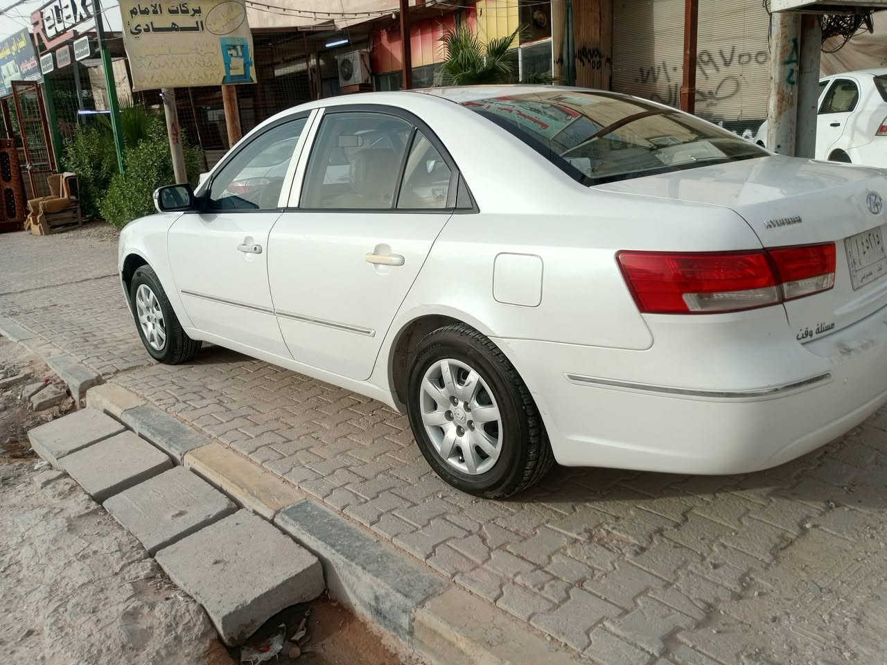 سوناتا 2010
محرك 2400
رقم نجف 
مكفولة لا صبغ لا تبديل موضح كلشي بالفيديو 
دواخل صاج 
***********
