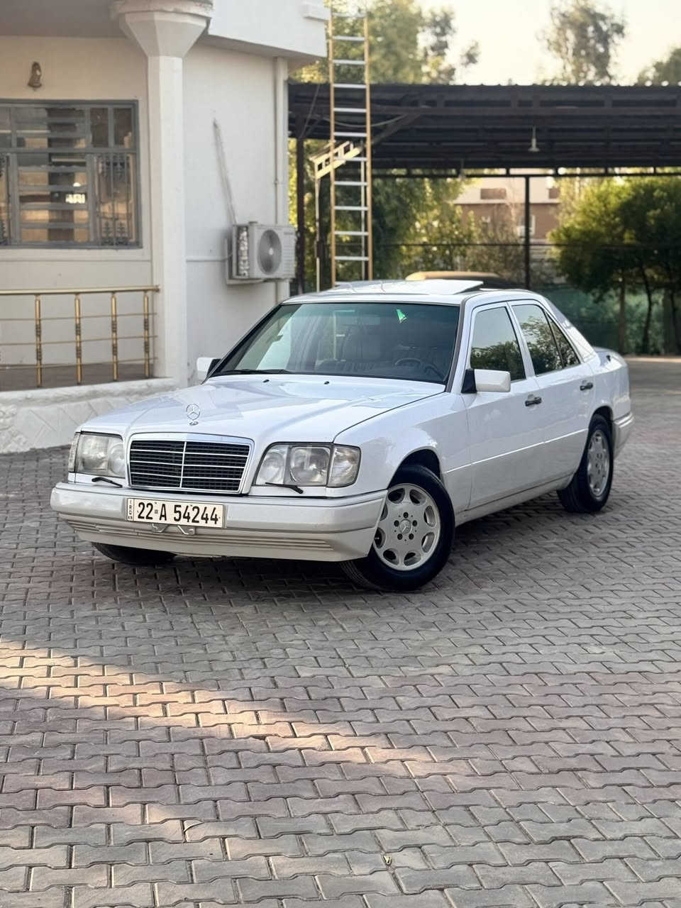 مارسدس دب لل بيع موديل 1990محدثه 1995داخل وخارج قواعد دبل سليمه سلاتت تگطين غرفه رصاصي جلد كهرباء دبل مروحه تبريد ثلج تتفيئه دبل فيتپمم محرك vvt 3000 سياره بدون صبغ برده خلفي سياره موصفات خير من الله ***********
