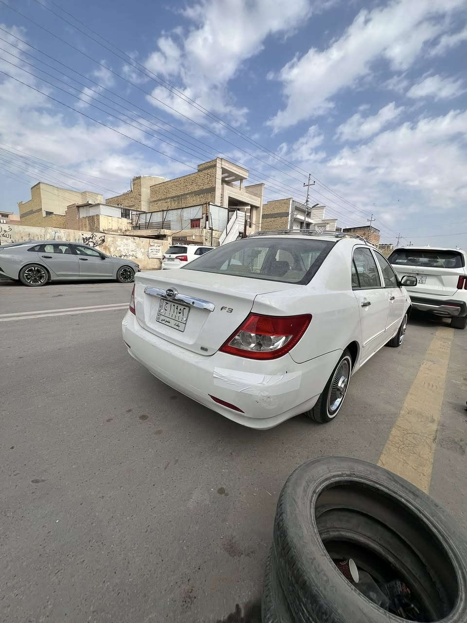 للبيع بيوايدي ١٠كفاله عامه  ماعده بارد شبر بل باب الخلفي ماشيه ١٨٠ سيارة وضع شركه لاخياس لاضربه لاصبغ لاتبديل سيارة مكينه مسيوبيشي گير عادي بلاد سيارة مامتعوبه وجديدة مكاني ناصريه مركز    .رقم ***********
