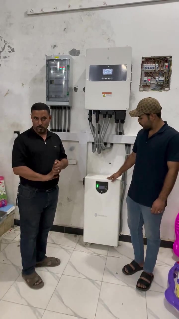 ⚡🔋 تم بحمد الله تنفيذ منظومة طاقة شمسية لمجمع كلشي وكلاشي 30 امبير نهاري / 16 امبير ليلي لمدة 3 ساعات و 20 دقيقة🔋⚡
✔️ الواح جينكو 650W
✔️ انفيرتر شيساج  10KW
✔️ بطارية شيساج بقدرة 16.07KWh
📞 للحجز والاستفسار:
*********** 
***********
***********
***********
📍 العنوان: محافظة المثنى – قضاء الرميثة
حي المهندسين، قرب المتنزه و الثانوية العراقية
نسعد بخدمتكم وتنفيذ أفضل الأنظمة بأعلى جودة
 #مكتب_النور_للطاقة_الشمسية 
#شيساج
