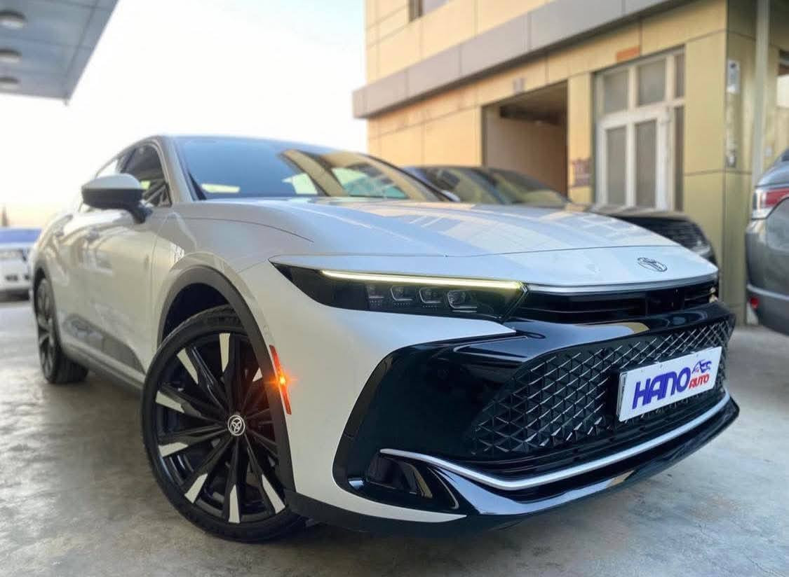 كراون موديل 2023 هايبرد
ماشية 30000 كيلو متر 

💎 ســعــر ✅ ::  الــرد تلقائي 📮

رقم سليمانية 
محرك 2.5 

رقم تواصل :-:-: ***********
