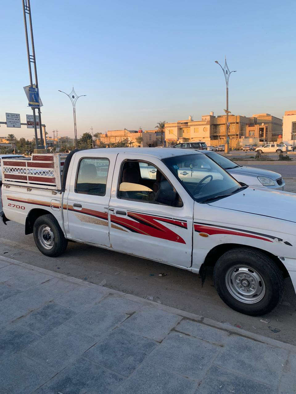 سلام عليكم بيكم مادزه ٢٠٠١
محرك ونجي  كير عادي
رقم دولي ذي قار سنويه ٢٩
بسمي  سياره السعر ٤٠
***********
