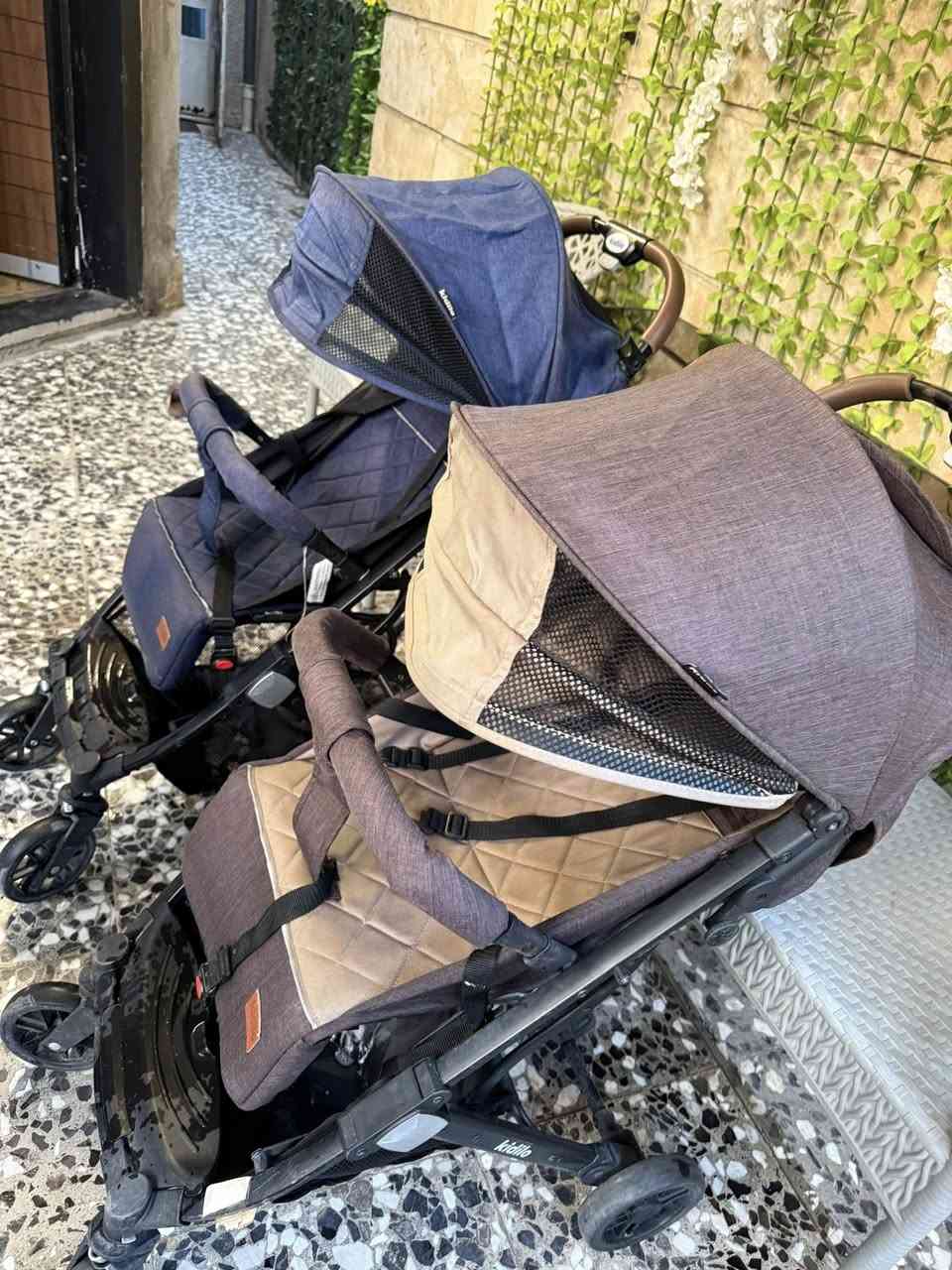 عربانه ٢ عدد
جدد مستخدمات 
جدا قليل 
للبيع 
مكاني سيديه 
***********
