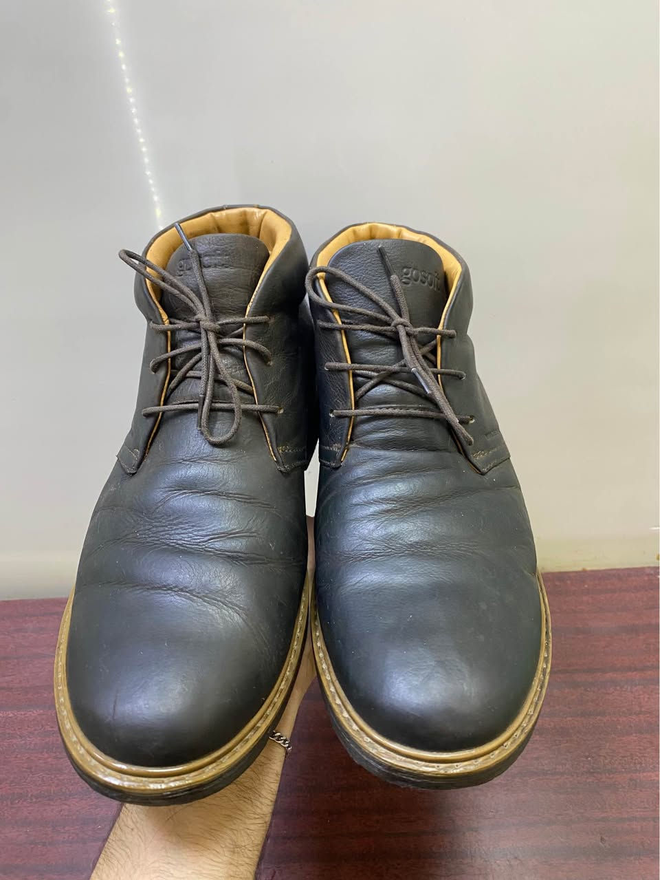 السلام عليكم 
حذاء جلد اصلي 
قياس 42
السعر 30 الف 
مكاني بغداد بلديات 
رقمي ***********
يوجد توصيل 🚚 بغداد, العراق
