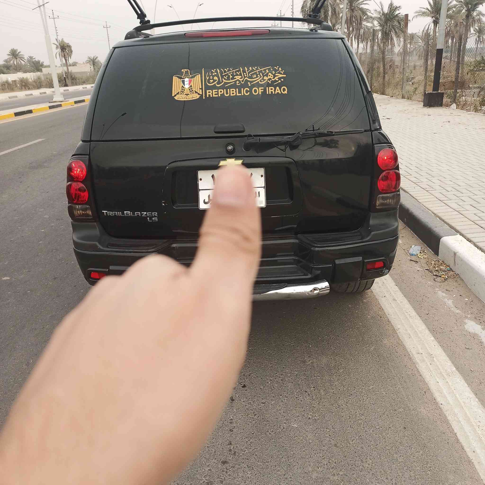 سلام عليكم ورحمه الله وبركاته
من رخصت الادمن 
بلايزر 2007 رقم اربيل راعيه حاضر وكاله تحويل  المعلومه عندي وكاله عامه 
الون اسود السياره التي 
جاهزه 
السعر 95الشراي يتصل وخادم   ***********
السياره بلبصره
