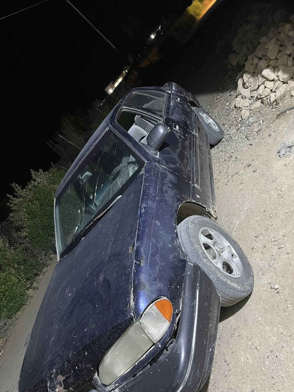 السلام عليكم سياره حلوه كير محرك خير منّ الله سعر 12 وبيه مجال الطيبن ‭0783 799 3411‬

