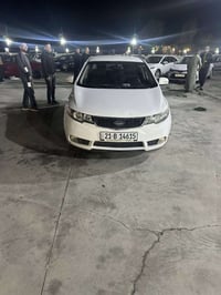 سيراتو موديل 2012 بدون صبق مكانين بارد فقط طخم جديد صدر جديد موصفات اش...