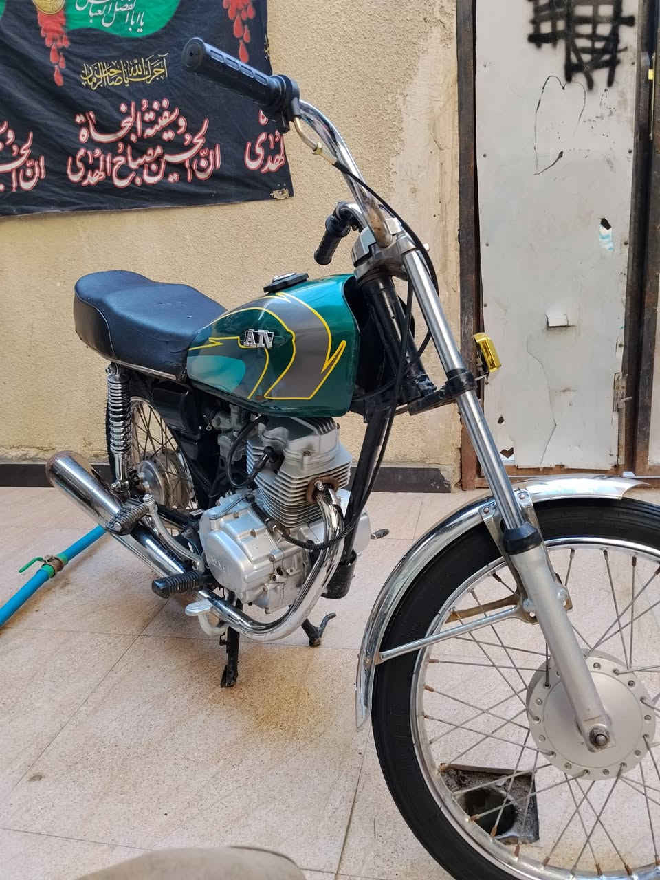 ردراجه للبيع  موديل 2023 دراجه نضيفه كلك كلك كلك   سعره 450وبيه مجال حك الجيه *********** واتساب
