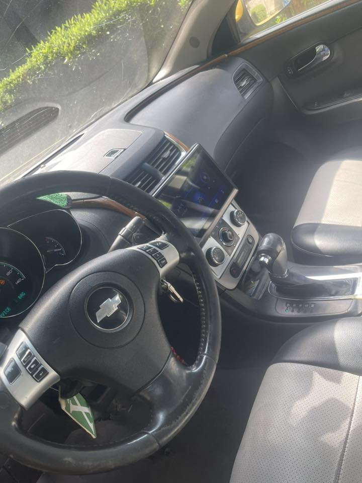 ارخص ماليبو موديل٢٠١٠LTZ
عارضهة ب ٣٠ ورقة من الاخير
كروس سرعة كشنات كهرباء
فول السيارة كشنات جلد تدفئة تبريد
فتحة سقف
تحكم جهتين كير
عادي سبورت+اوتماتيك
كير مكينة تبريد كلهة جاهزة 
السيارة فقط عليهة غرمات 
ترايك وين متريد 
صاحبها موجود جيراني 
واتساب موجود اتصال موجود***********
