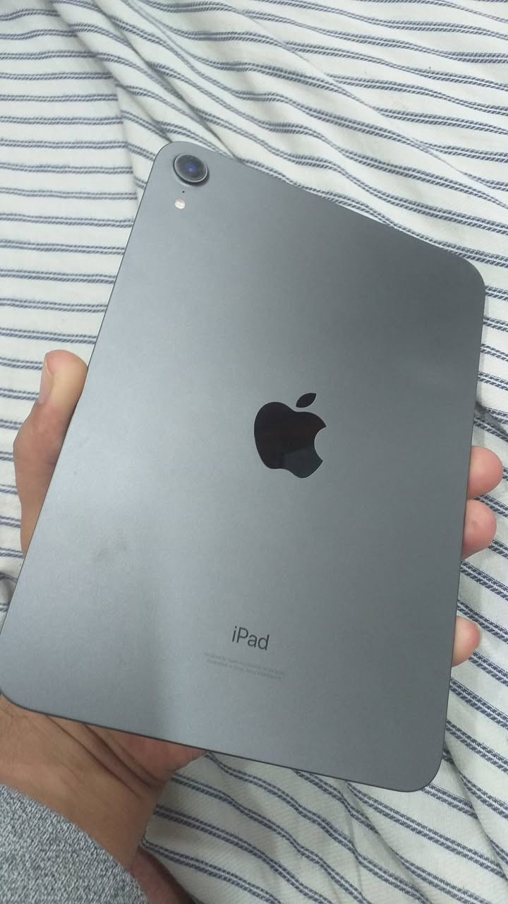 السلام عليكم ايباد مني 6 كفاله عامه استخدام بيت تفاصيل الايباد ذاكره 64 ملحقاته كامله ع وضع الشركه ببجي بيس فول ما شاء الله بدون اي مشاكل  مراوس حسب الرغبه أو بيع سعره 350 وبي مجال مكاني بصره رقمي ***********
