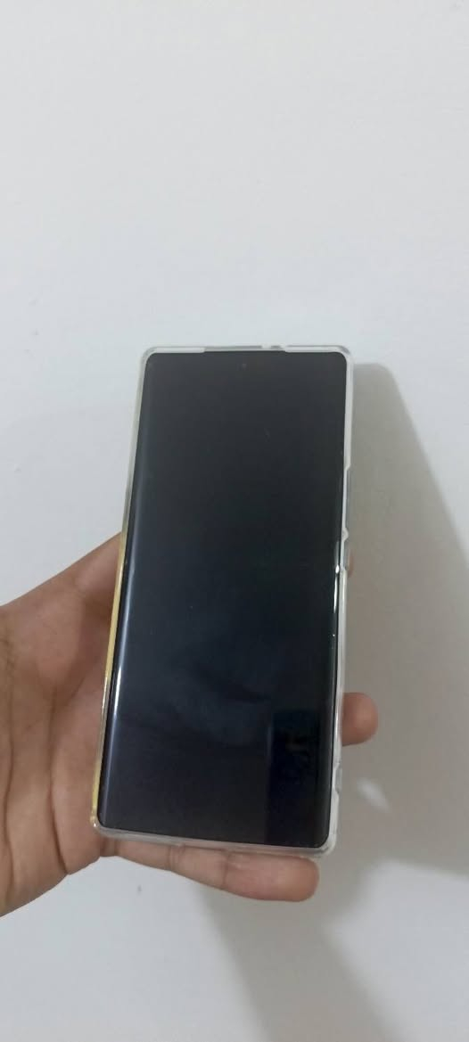 🔥 للبيع HONOR X9a 5G نسخة      256GB 🔥 
📱 شاشة AMOLED منحنية 6.67 إنج ⚡ 
معدل تحديث 120Hz فريم 💾
  ذاكرة 256GB 🚀 RAM 8GB
 📶 يدعم شبكات 5G
🔋 بطارية 5100mAh تدوم يومين وأكثرحسب الاستخدام ⚙️ معالج Snapdragon 695 5G القوي للألعاب والاستخدام اليومي 

✅ الجهاز نظيف والاستعمال محترم ✅ الشاشة أصلية

ملاحظة: • الشاشة مبدلة • البصمة غير فعالة • بدون كارتون • مع شاحن أصلي

الجهاز سريع ومناسب للاستخدام اليومي والألعاب والتطبيقات، والمعاينة خير برهان.

السعر 275 وبي مجال للشراي 

📩 للاستفسار على الخاص.


**إذا كنت صاحب هذا الإعلان وتريد حذفه لأي سبب، رجاءا أرسل رسالة إلى الدعم الفني**