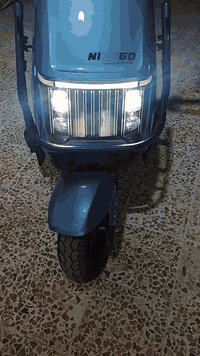 السلام عليكم دراجة شحن للبيع ماركة ساو ملف 3000 واط وبالشحنة الوحدة تمشي من 50 الى 60 كيلو تجي 3 سرعات وسرعتهة 80 ودراجة جديدة بعدهة مدرعة كامل بريكات هايدروليك دسك بريك بالمكان سعرهة 800 وبيهة مجال بسيط وبيهة ضمان بالشرط مكاني كركوك ***********
سبب البيع محتاج فلوس
