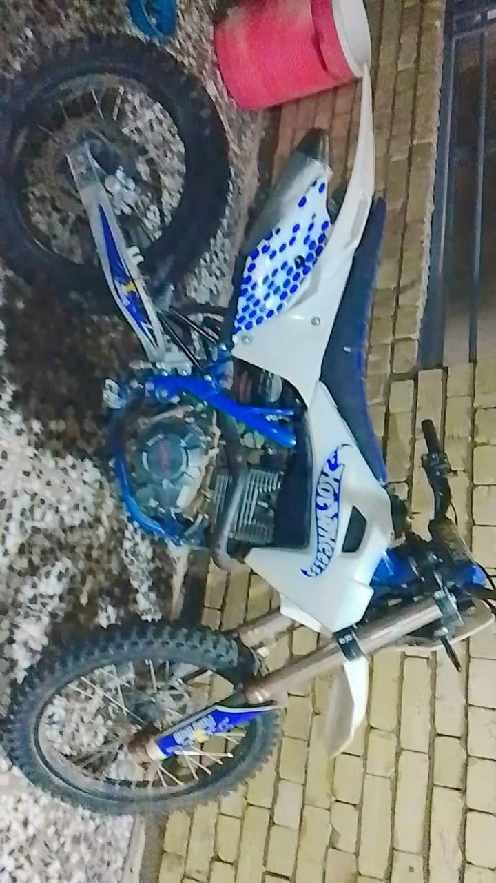 قفاز ميدل 25  نكره سلف  وراق سكنار  مكان نجف مكلف بل نشر


**إذا كنت صاحب هذا الإعلان وتريد حذفه لأي سبب، رجاءا أرسل رسالة إلى الدعم الفني**