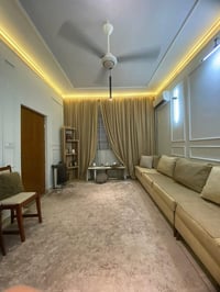 🏡 دار حديث للبيع – موقع مميز في الأعظمية  ✨ أول بيت داخل قيصرية – مدخل...