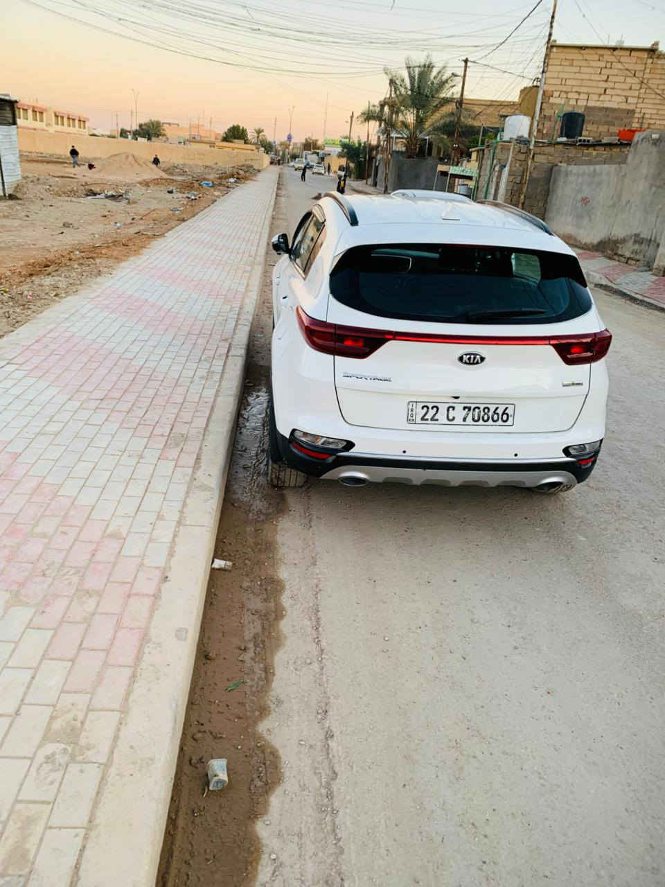 سبورتج2022امريكي نص فول
بيه حاملغات بارد وقطعه صبغ والباقي كدامك محرك كير. لاتنقيص ولاتبخير ولادوانز 2400 سنويه ورقم جديد 
مكان كربلاء الحسينه ***********
