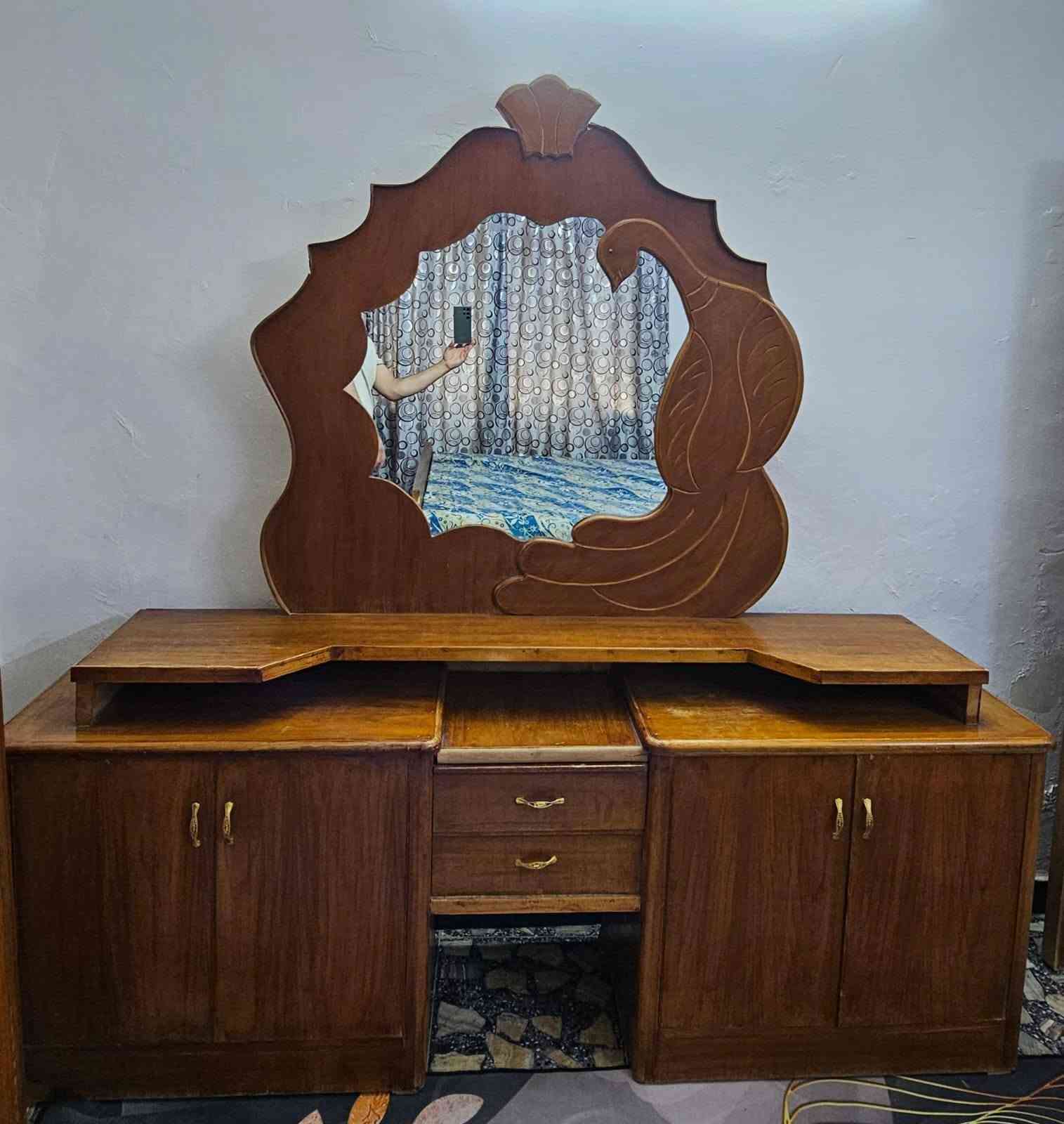 السلام عليكم غرف نوم مستعمله عراقيه
سعر450 جسر ديالئ ***********
