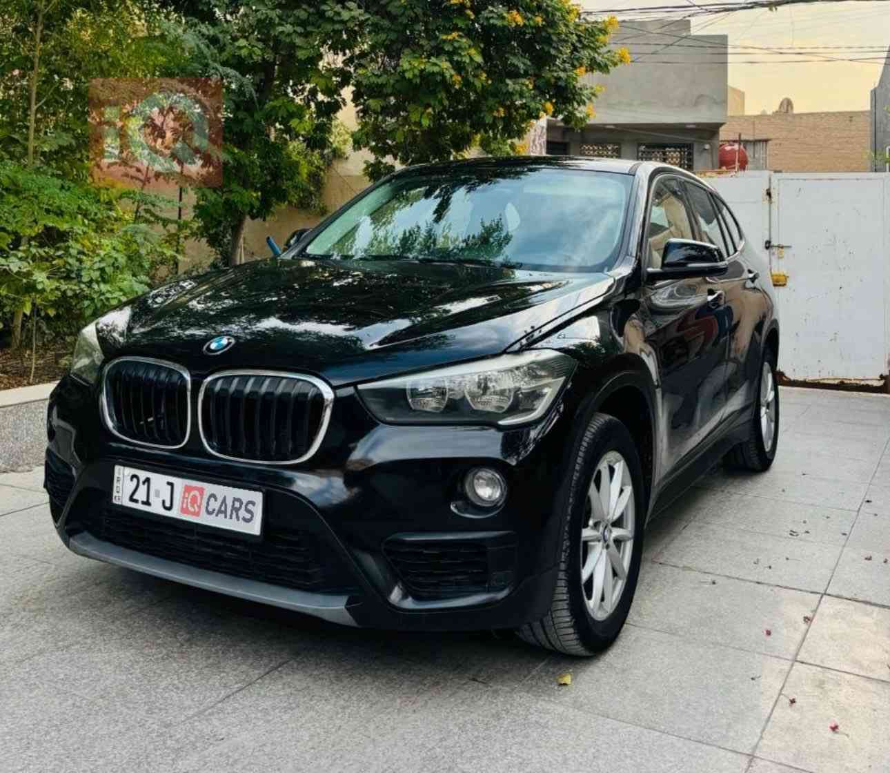 BMW X1 2019
وكالة العروش بيها بارد بسيط
ماشيه 155 الف كيلو
الكير والمحرك كفاله
داخل جلد عسلي
بأسمي هزه وسنويه جدد
السعر 180 وبيها مجال
للتواصل:
***********
