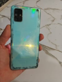 سامسونج اي ٧١ • نظيف • قفل