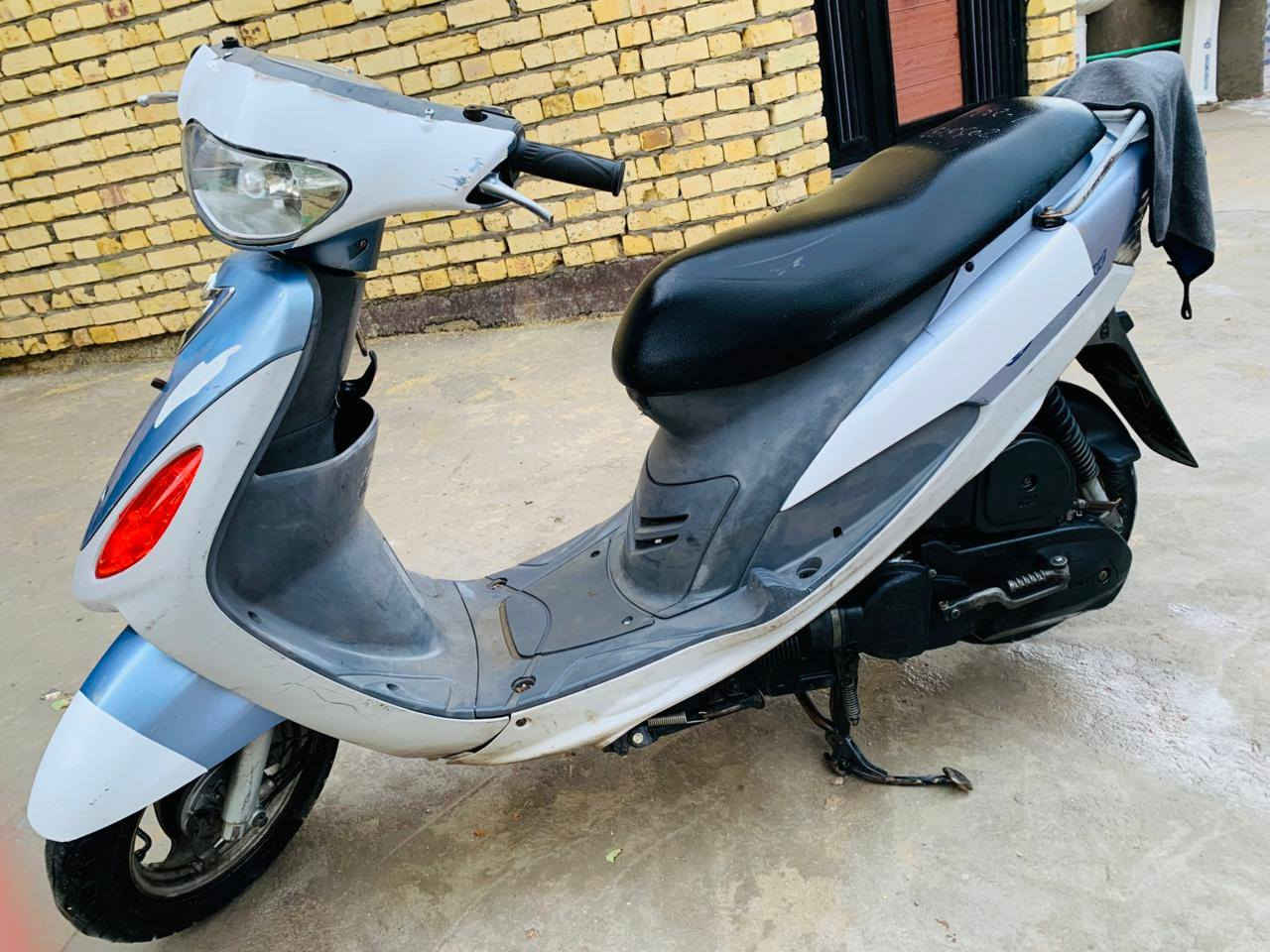 سلام عليكم ماكس للبيع 29/1طلعتها من الحاويه دراجه نضيفه كلشي شغال بيها اريدها ب950وبيها مجال #مكاني_سماوه


**إذا كنت صاحب هذا الإعلان وتريد حذفه لأي سبب، رجاءا أرسل رسالة إلى الدعم الفني**