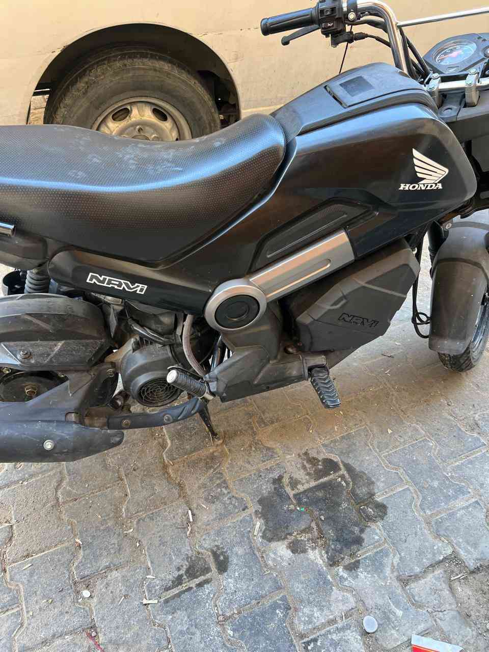 السلام عليكم مكلف بالنشر دراجة هونداي نافي نضيفة ماشية 5000 دراجة كاملة مابيها اي نقص سعرها 16 ورقة اي استفسار تواصل واتساب على هذا الرقم*********** ما متواجد هنا
