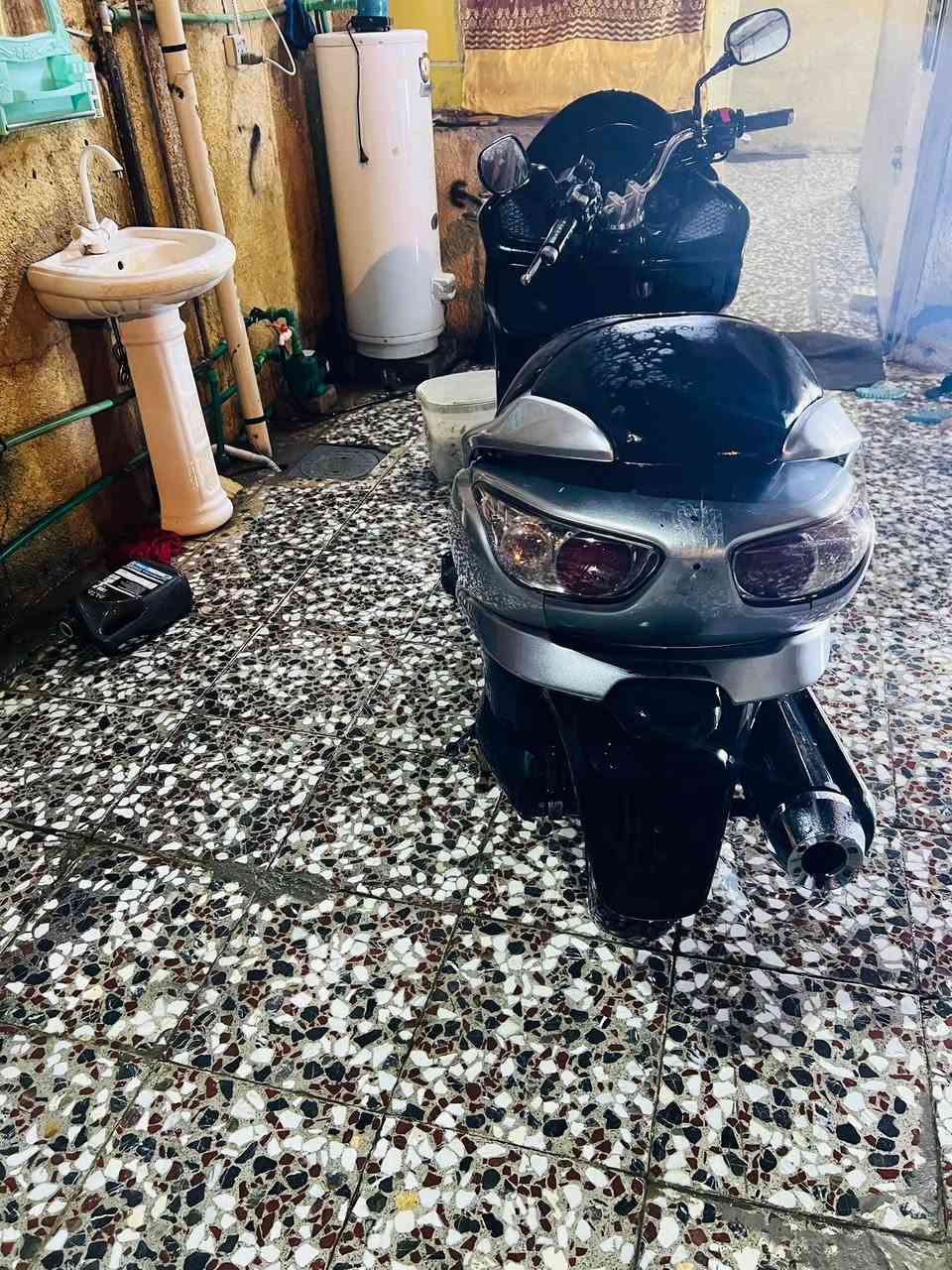 سلام عليكم فورزه09نضيفه كهربائيات كلها شغاله كيجات بانزين كله شغال اشاير دبل اشاره لات عالي ناصي ابيض

المكينه خرسه لانضوح لاتبخير لاتنقيص

مي اخضر اصلي+ دهن امزويل

رون واحد ونص ثابت +حماوه نص ثابته
السعر 700مكاني بغداد ***********
