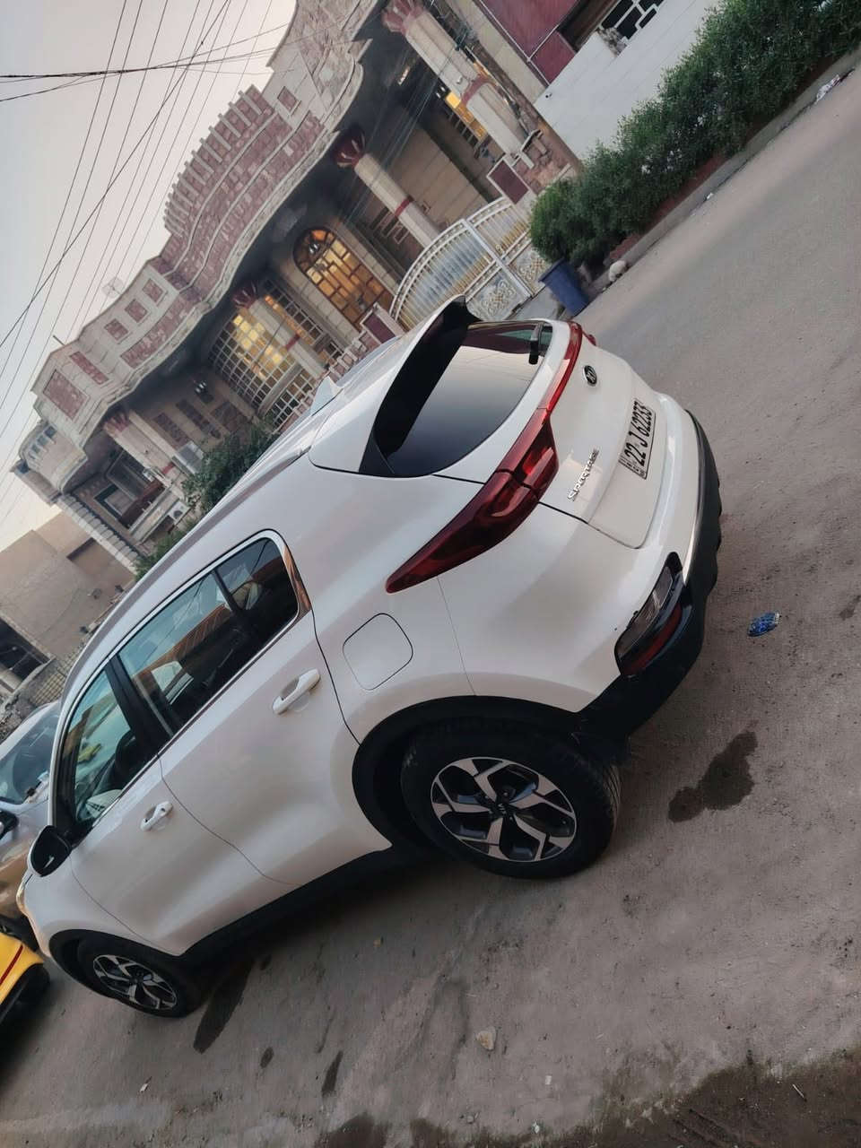 كيا سبورتج للبيع موديل ٢٠٢٠ وارد امريكي حادث موضح بالصوربالصور بجم كبس ع وضع الشركه لغود وشواصي كفاله محرك وكير كفاله كل السياره ع وضع الشركه فقط حادثها صطحي كرد من بره جاملغ وباب وشويه الباب الورا لايحه ماشيه ٩١ رقم انكليزي هزه وسنويه جدد السعر ١٥٠ ورقه مكان السياره بغداد البلديات ***********صور حادث مرفقه بالمنشور
