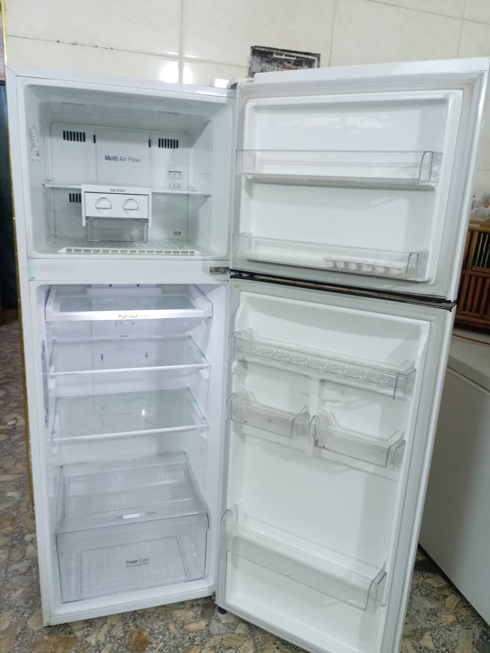 غراض للبيع اخت جديده فوول إذا مو شراي لا تتدخل خاص وتعبني رحمه سيد حمد الله مكاني بغداد واكو توصيل ع فحص تأخذ رقمي واتسب ***********
