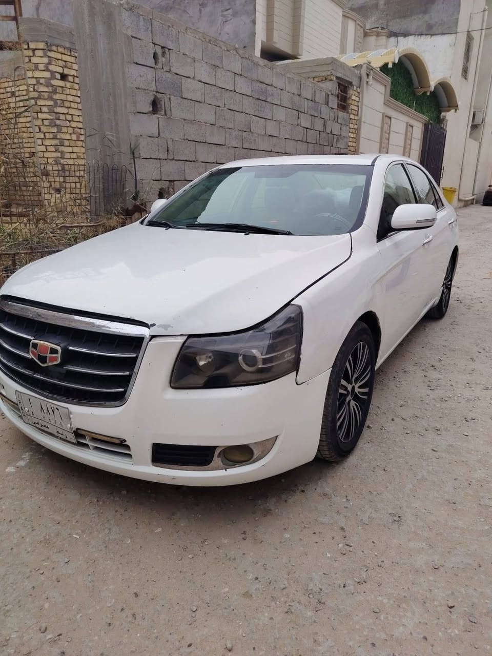 السلام عليكم جيلي امكراند ec8 موديل 2014 كير ومحرك جدد توني شادهن ما صار عشر أيام تبريد يرادله شبجه لايت زنون شاشة أندرويد كهربائيات شغاله من طول لطول السياره مابيها نقص حداده كلش حلوى .ملاحضة(علما اللوحه الخلفيه مفقودة بس مكملين معاملتهة مدفوع حتى رسوم التحويل كامله بس عقد مروري العنوان البصرة أبو الخصيب حمدان رقم الهاتف(***********) مكلف بلنشر السعر (60) وبيهة مجال ابو الخصيب, البصرة
