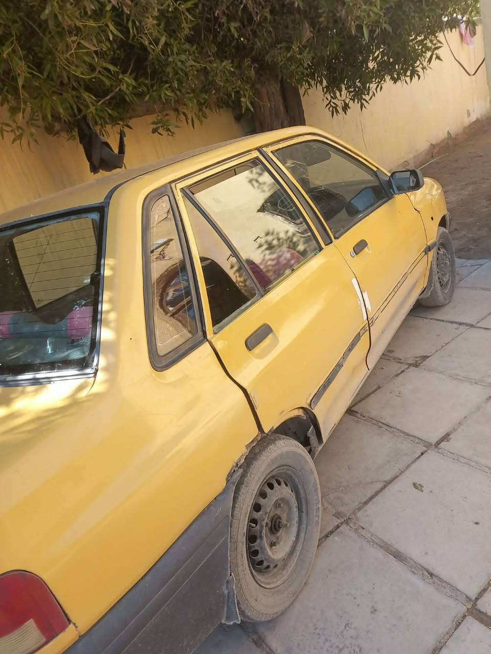 السلام عليكم عندي سايبا 2011 سنوية نافذة 2024 ابيع كوم حديد 
بيها خياسات بالاخير جاملقات الاخير والجنطة مكان الاسبير
مكان الديوانية قضاء غماس ***********
