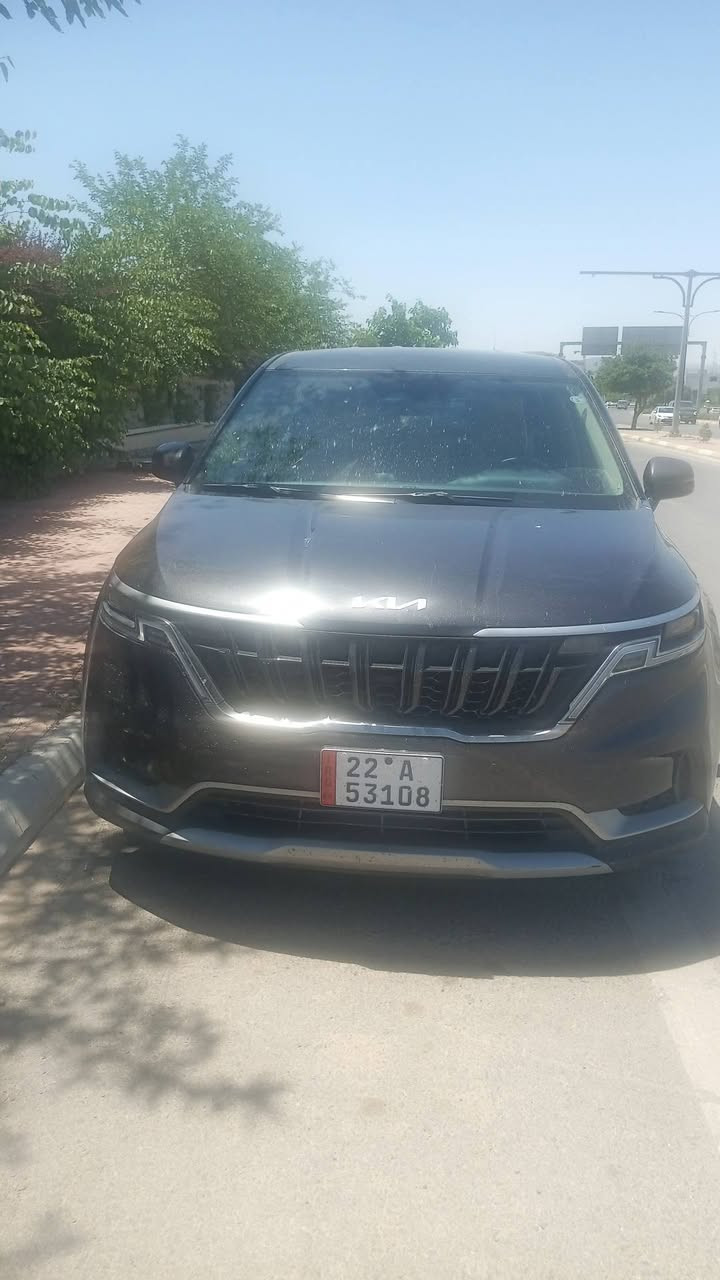 السلام عليكم من رخصت الادمن المحترم..
صلوا على الحبيب محمد 😍..
KIA CARNIVAL ((2024))
 كيااا كرنفال موديل2024 اجره اجره ماشيه 19
مواصفات..
محرك 6 سلندر.
7 راكب
سايد بريك دكمة.
منافذ شحن بكل مكان TPC وUSB.
3 قطع تبريد+تحكم تبريد ب Application خاص
كاميرا دوار خلفية+أمامية+سطحية+جانبية بتقنيه 360 درجة.
نضام سكيورتي كامل.
نضام UVO.
نضام مانع تصادم+مانع أنزلاق.
نضام ECO مدمج ب 3 أنضمة قيادة.
نضام توقف الذاتي+PARKING.
شاشة مدعومة من شركة MICROCOFT من نوع OLED.
تطبيقات و GBS ونضام APPLY CAR PLAY.
شاشة صغيرة ((شاشة إعطال ومعلومات القيادة)).
السعررررر((255)) 
للأستفسار:***********
