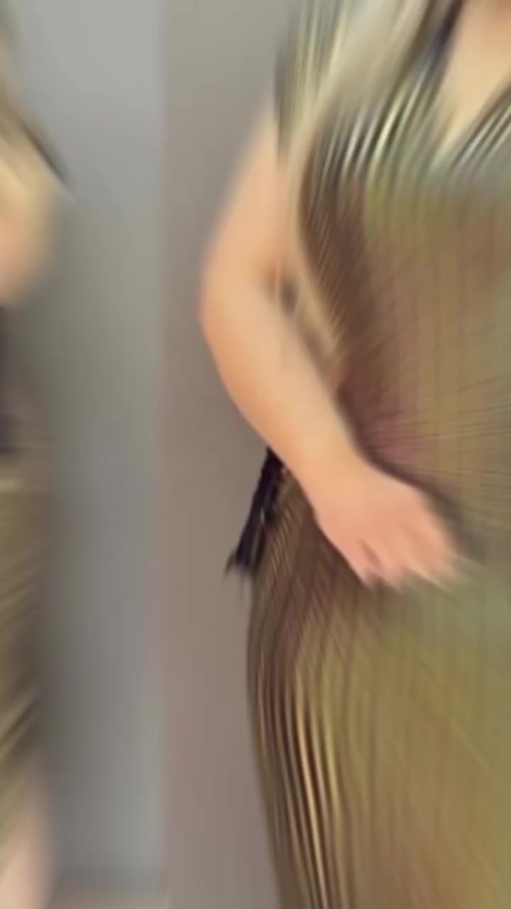 🌸 كوني دومآ متألقة 🌸

أجمل الموديلات لصيف 🌞 2025 🌞

#فستان #الرقص #المصري 
دماااار ❤️‍🔥❤️‍🔥❤️‍🔥

فستان مصري حصري من مصر 🇪🇬🇪🇬 قماش فانيلة ليكرا مطاط مكفول 
قماش خامة فانيلة مصري أصلي💯💯
قياس فري سايز يلبس من وزن ٤٠ الى وزن ٨٠ كيلو

السعر ١٥  الف 
🚘 يوجد خدمة توصيل لجميع محافظات العراق ٤ الاف 🚘


**إذا كنت صاحب هذا الإعلان وتريد حذفه لأي سبب، رجاءا أرسل رسالة إلى الدعم الفني**