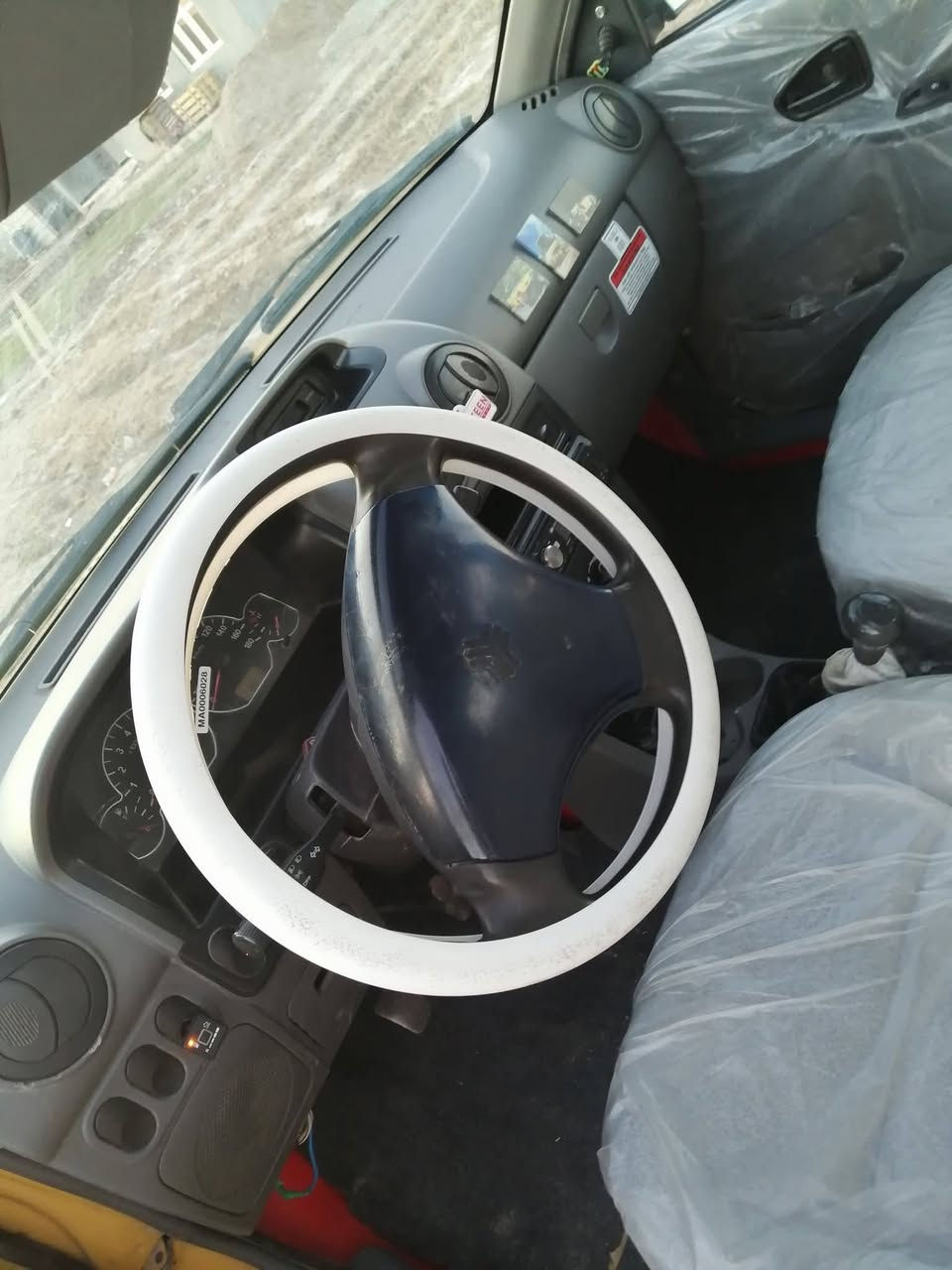 سايبه للبيع موديل ٢٠١٥ هيئه وغرامات صفر رقم انكليزي سنويه ل٢٠٣٠ صدر امامي وتاير امامي جديد منضومه غاز
بيه جاملغ امامي رش ومحرك بيه تبخير قليل سياره حلوه ونضيفه لسعر31  وبيه مجال لشراي
رقم ‏‪***********‬‏ 
لعنوان بغداد صليخ  تواصل على الرقم مستعجل على بيعتها
