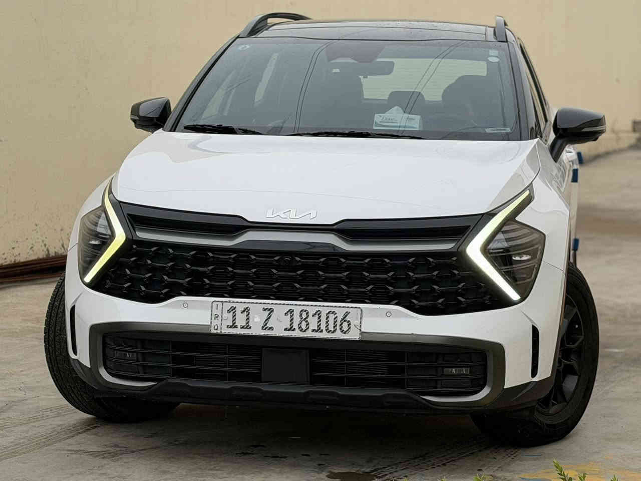 سبورتج موديل 2023 فئه برستيج محرك 2500 اعله فئه بل برستيج حادث فقط قبق جنطه موضح بصور 
***********
حادث قيق جنطه وشويه بجاملغ لخلفي فقط 
سعر (235) بيه مجال سياره بسمي تحويل ثاني يوم 

المواصفات
1بانوراما
2 بصمه ابواب وتشغيل وصندوق
3 جنطه كهرباء
4 شاشه كبيره ايباد عل طول دشبول 
5لدات نهاري هيلوجين
6كراسي جلد
7كراسي كهرباء 
8تحكمات فول 
9مرايه داخليه عاكسه للضوء وبيها بوصله
10 ترحيب عند الاقتراب
11شاحن واير ليس
12هند بريك بصمه
13اوتو هولد
14 كامرا دوراه
15تدفئه كشنات
16حساس خلفي
17 انضمة قيادة سبورت ايكو نورمل
18 ستيرن تدفئه 
19كشنات كلهن مخارج شحن
20 سستم صوت 
21 محرك 2500
22 جي بي اس 
23 تبريد قطعتين ثلج منفصل
24 حساس لايت واطارات
25شاشه صغيره لعرض لعطلات
26 تبريد شاشه لمس 
27ويل كب 19 مع تخم تاير مشلن
28رادار امامي وكاميرا تحديد مسار
29 رادارات خلفيه نقطه عمياء
30  اشاير مري
31فور ويل 4x4
32 تشغيل عن بعد

وبعد هواي مواصفات ماتحضرتي وبل عافيه عل مشتري واسف عل اطاله اضن كلشي واضح وكلشي مكتوب
