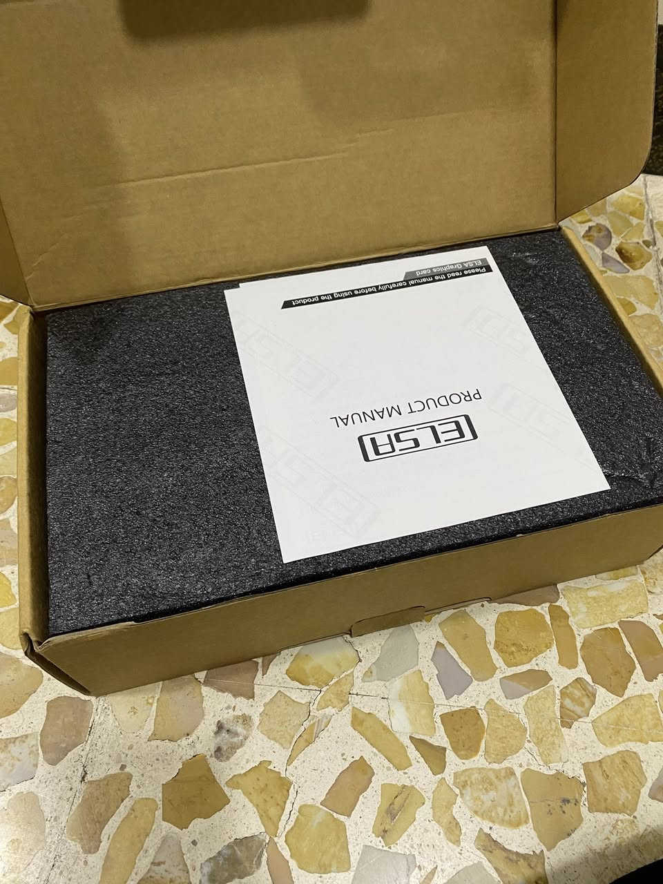 كارت شاشه مكتوب عليه Rx 580 8G بل كارتونيه مع مبرد + الكرت مجرب على تطبيق furmark  شلعه 110 الف


**إذا كنت صاحب هذا الإعلان وتريد حذفه لأي سبب، رجاءا أرسل رسالة إلى الدعم الفني**
